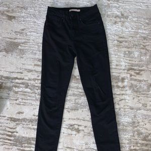 Levi’s Black Skinny Jeans Size 24